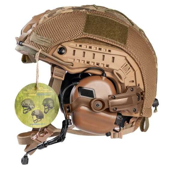 Шолом FAST в кавері з навушниками M32H з "Чебурашками". Койот