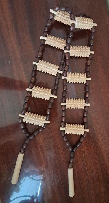 Массажёр деревянный