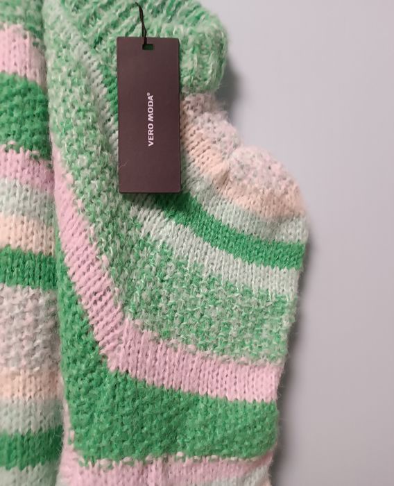 Sweter zielony w paski Vero moda