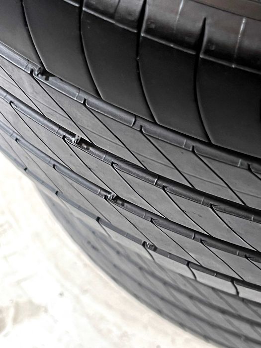 Pneus Michelin e-Primacy (Tesla) - 235/45/18 - Muito Bons