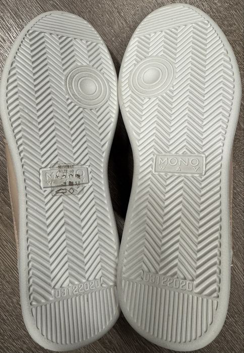 Mono way кросівки нові шкіра стильні, легкі, зручні оригінал