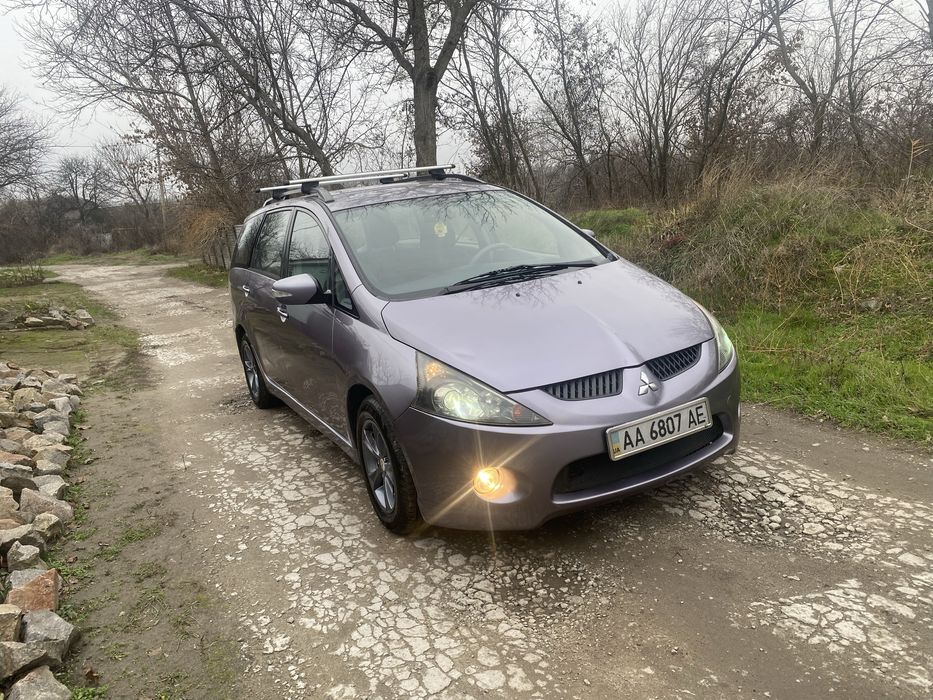Мітсубісі Грандіс 2.4 Гбо Гарний стан !