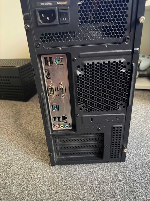 Komputer stacjonarny i5-10400/16GB RAM/500GB SSD