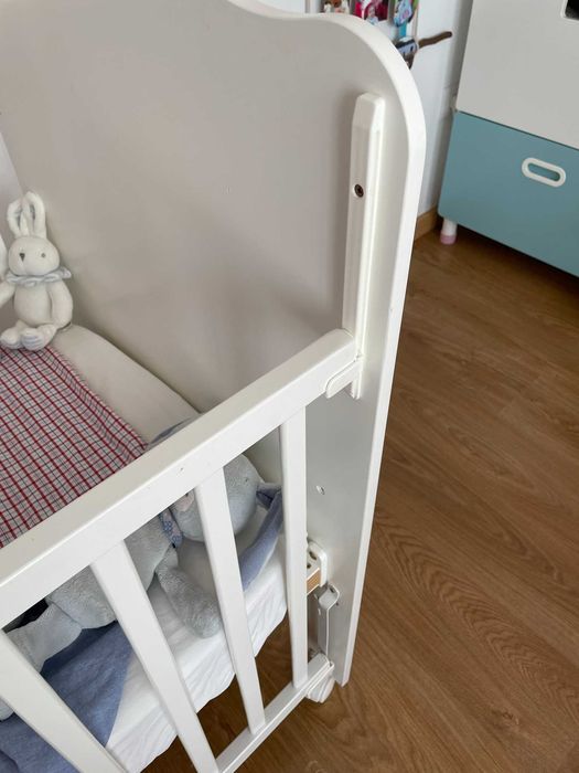 Berço seguro, durável e funcional da linha Sleepy Bear da TRAMA