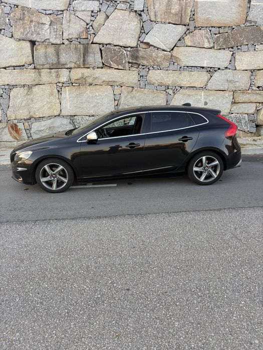 Volvo V40 - R Design — photo 3