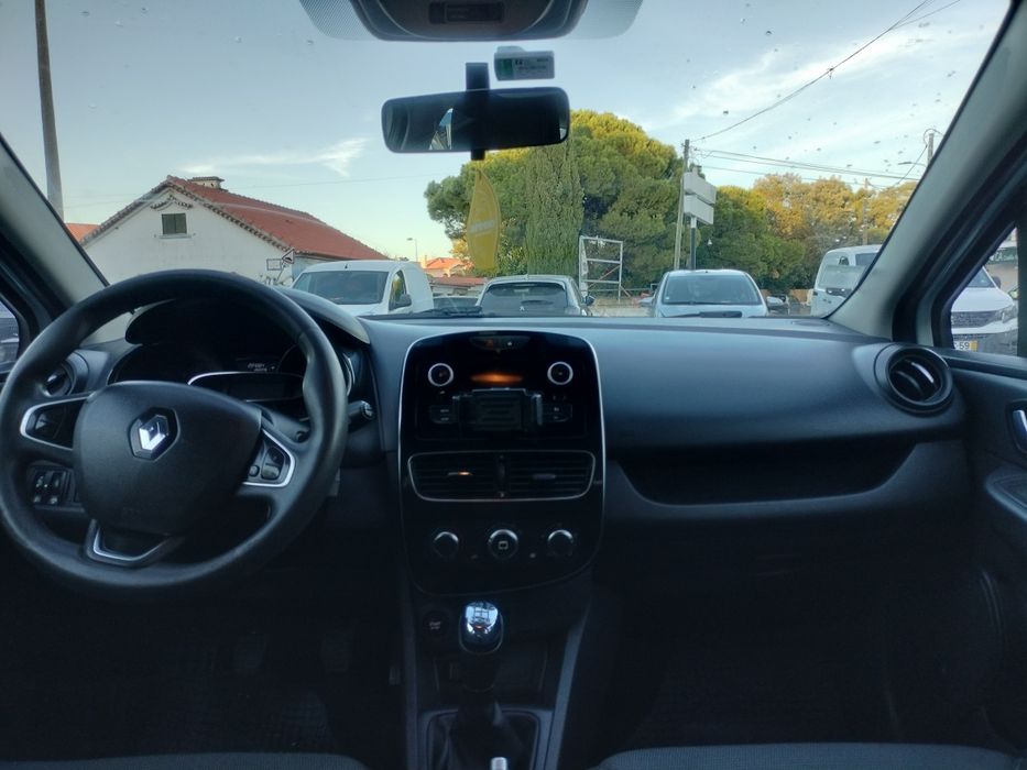 Renault Clio Impecável