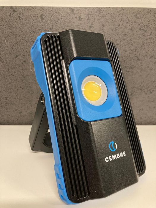 Projetor portátil CEMBRE CBL06 LED 2000lm - Novo428961083121346563