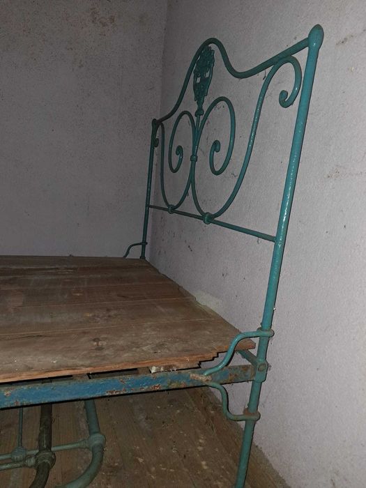 Cama ferro antiga azul 185cm * 117cm largo