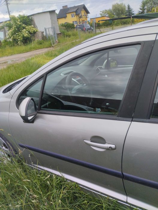 drzwi peugeot 207 5d