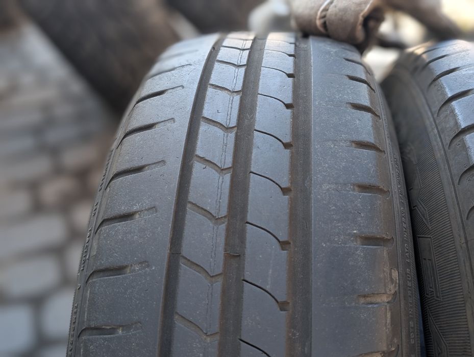 Шини літні 2шт GOODYEAR EfficientGrip 195/65 R15 5мм бу колеса гума