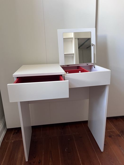 Toucador brimnes  ikea 40*72