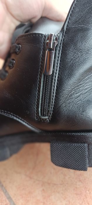 Черевички з натуральної шкіри для дівчинки 32 розмір.