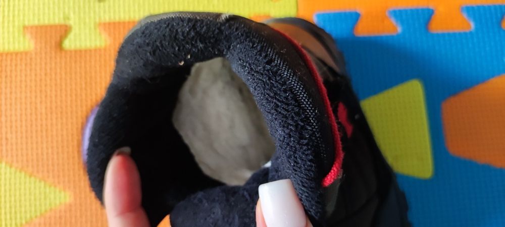 Зимові теплі ботинки