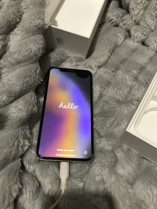 Iphone XS Silver 64 GB
