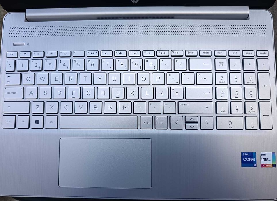 HP 15.6” | i7 | 12GB RAM | 512GB SSD