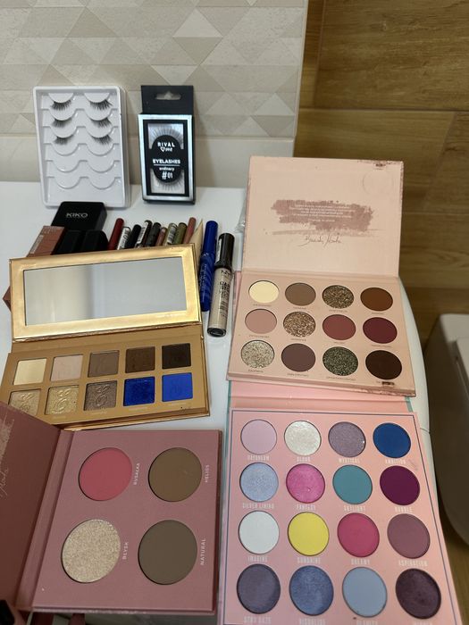 Wszystkie kosmetyki ze zdjecia