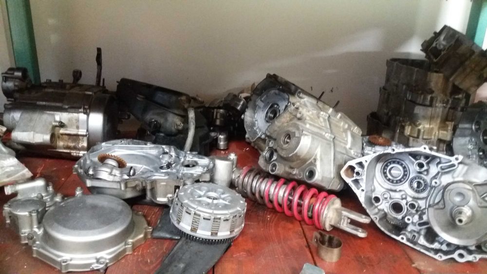 suzuki ltz 400 silnik skrzynia kartery balans sprzeglo rozrusznika