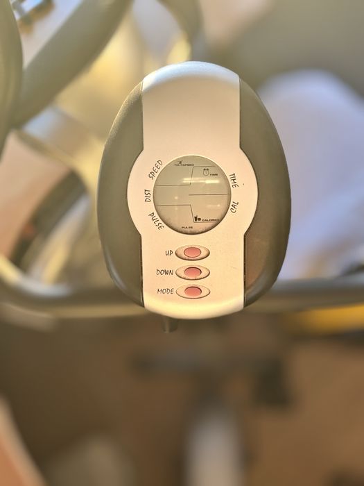 Bicicleta de exercicio em casa Domyos MG7500