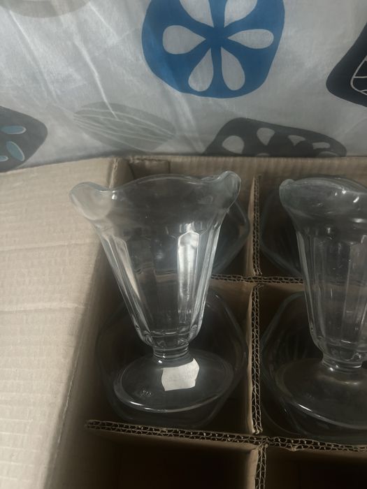 9 Copos de vidro de salada de frutas novos