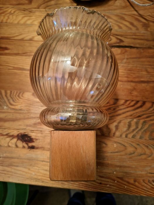 Lampa, kinkiet z kloszem PRL