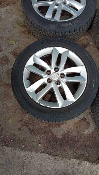 Felgi aluminiowe 5x108 16 ET 44 otwór centrujące 65.1    4 sztuki