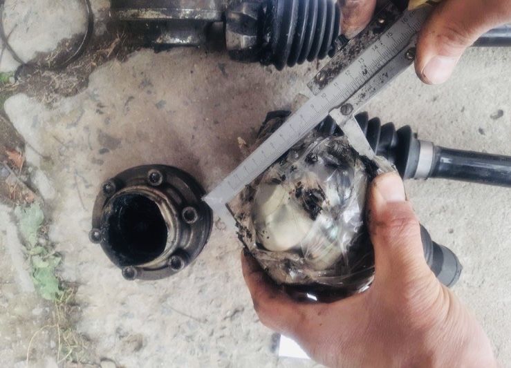 Вантажівок Піввісь полуось шрус Volkswagen Caddy Tauran VW вантажівок