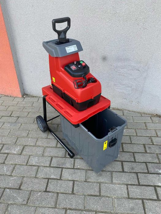 Rozdrabniacz Elektryczny CEDRUS RE01 Rębak do Gałęzi na Działkę