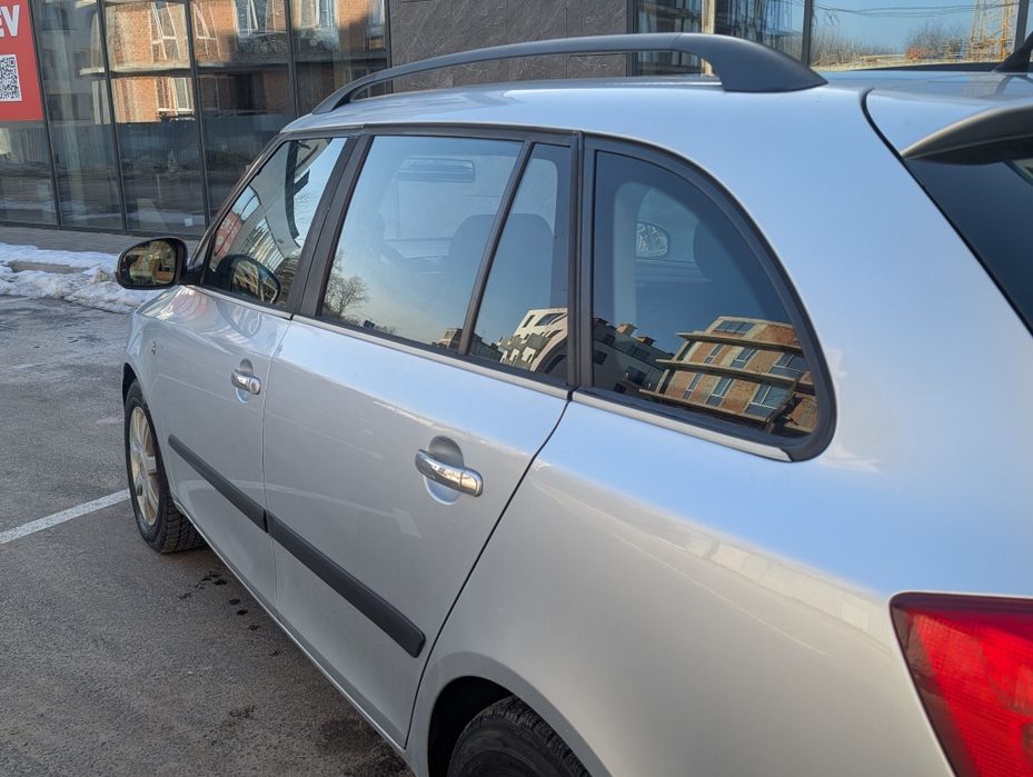 Skoda Fabia 1.6 Дизель  2011 Універсал