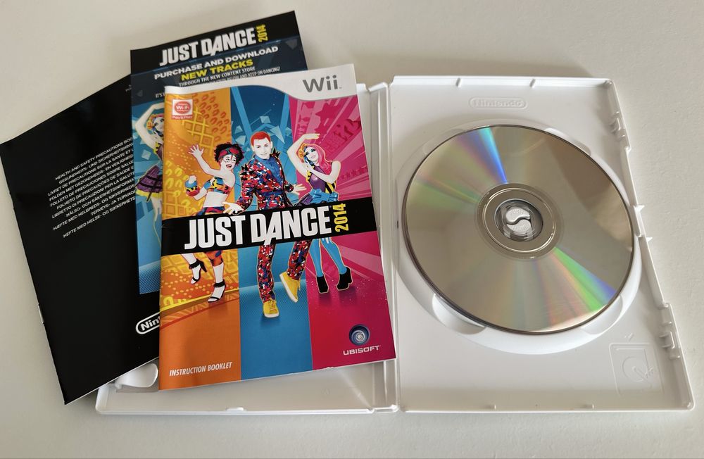 Jogo Just Dance 2014 para Wii Nintendo - prenda Natal