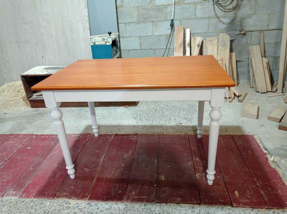 Стіл дубовий розбірний