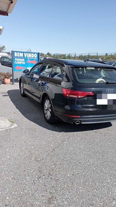 Vendo Audi A4 avantgard