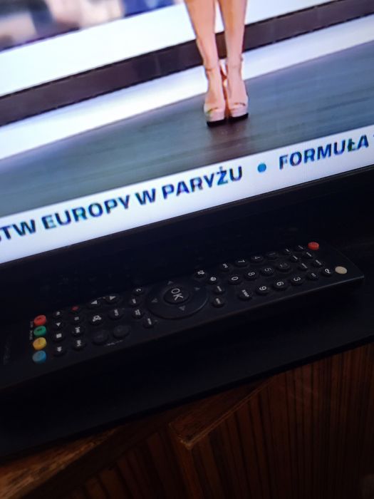 Telewizor 19 cali hdmi  do gry  konsoli kampera