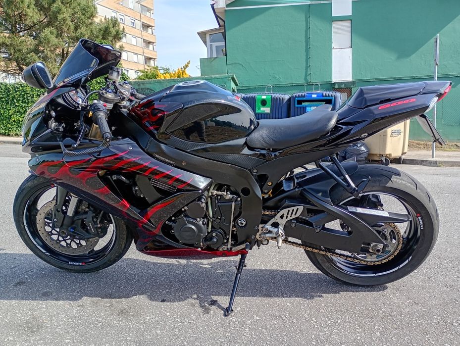 Suzuki GSXR 600 k8/ credito/garantia