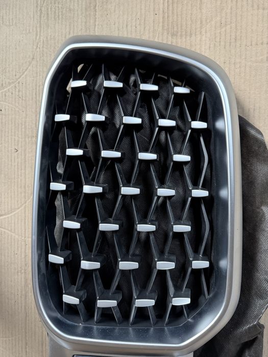 Решетка радиатора BMW X4