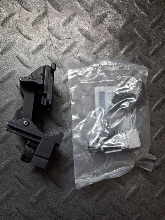 Комплект кріплення для ПНБ PVS 7/14 Norotos NVG RHINO II Helmet Mount