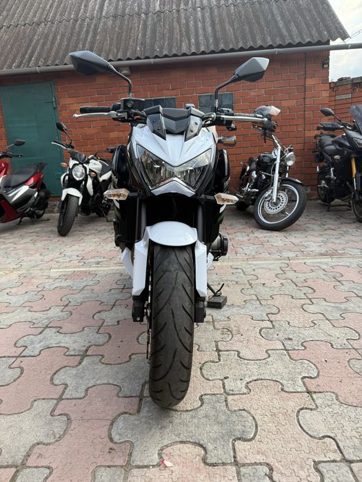 Kawasaki z800 розмитнений