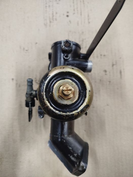 Gaźnik do silnika Briggs&stratton 11hp stary typ