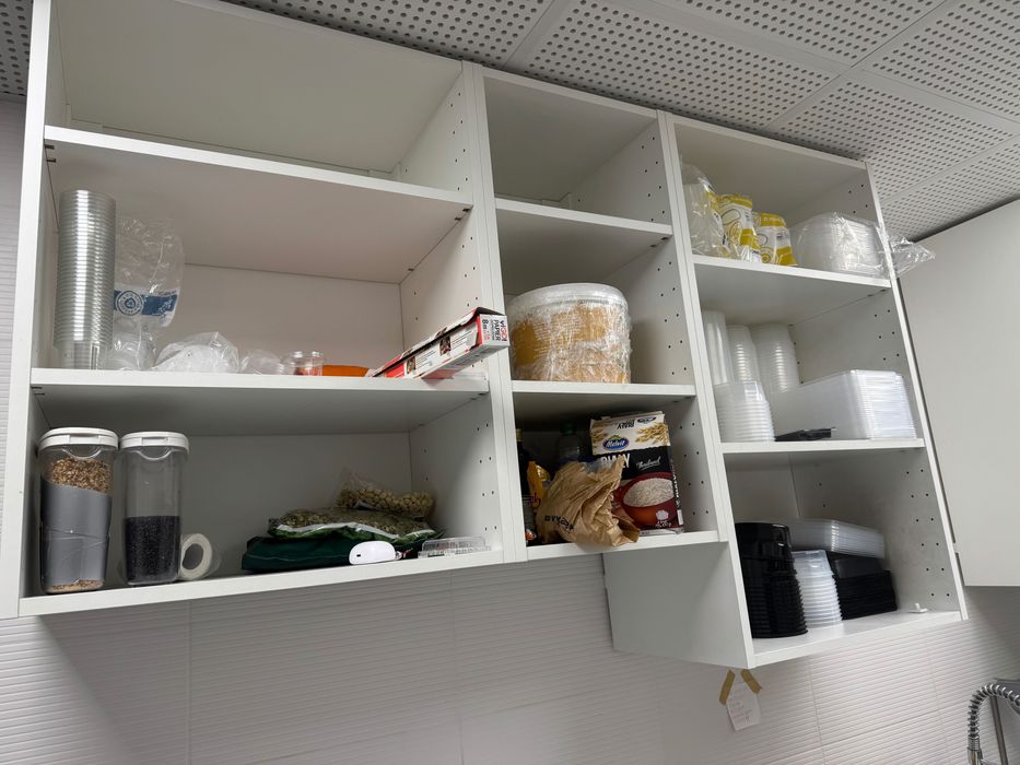 Szafki kuchenne wiszące IKEA białe