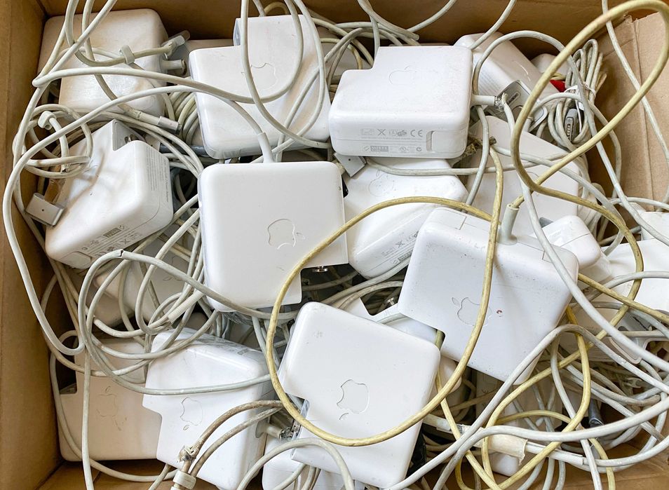 Зарядки Apple Magsafe 1 45W під ремонт заміну кабелів оригінал