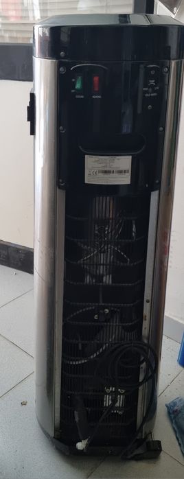 Water dispenser with natural, cold, and hot water, including filtration64730229456770122