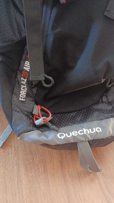 Vendo Mochila Quechua Forclaz 20 Air Preta e Cinzenta