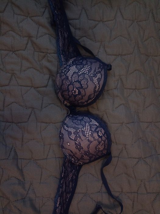 Biustonosz rozmiar 75a