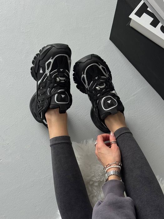 Adidas Vento XLG Deluxe Black White трендові кросівки на платформі