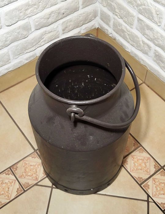 Stalowa ciężka kana bańka parasolnik kwietnik vintage kolekcje