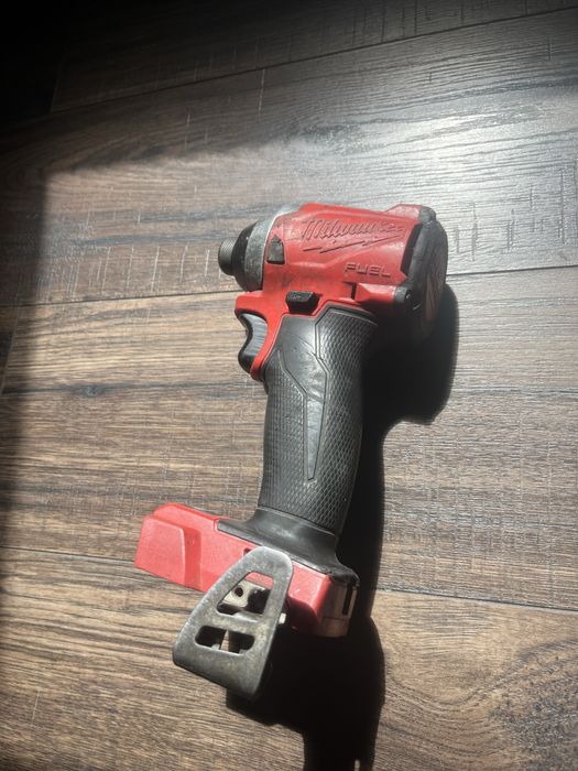 Milwaukee m18 fid2