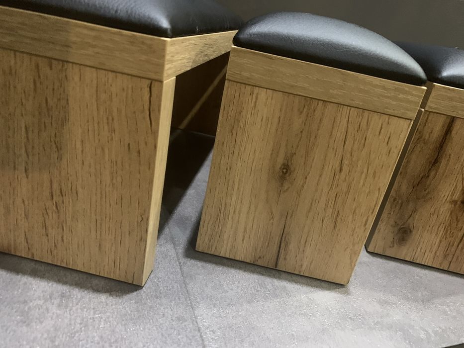 Підставка для манікюру та лампа