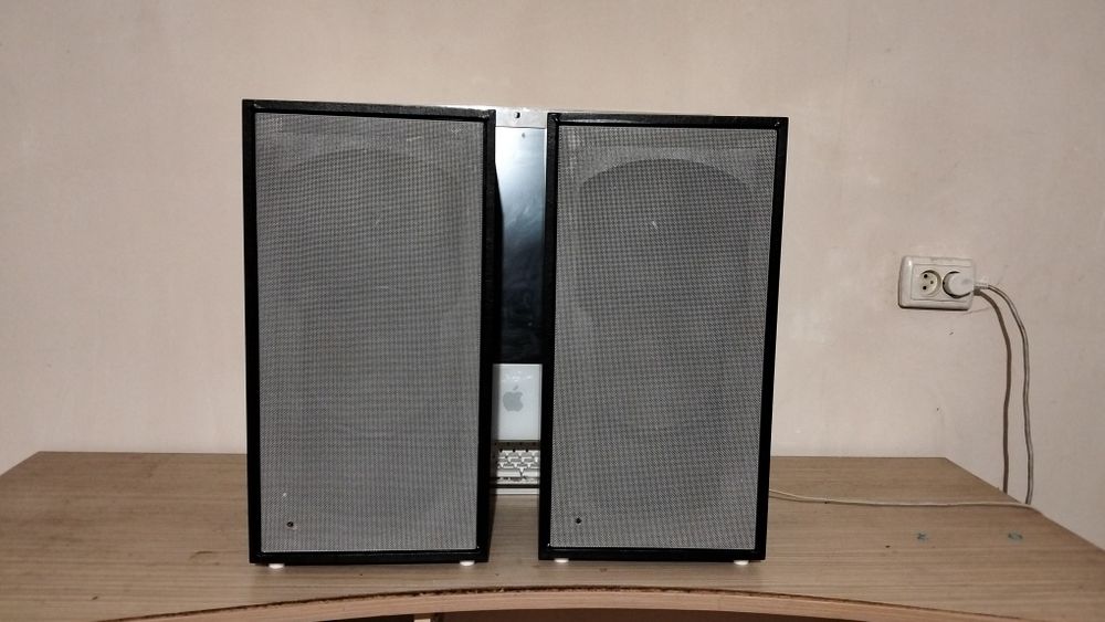 Продам активну акустичну систему Hi Fi подвійне моно Phillips