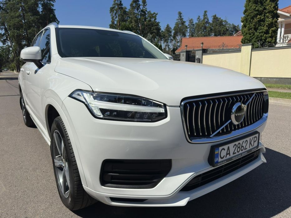 VOLVO  XC 90  2022рік
