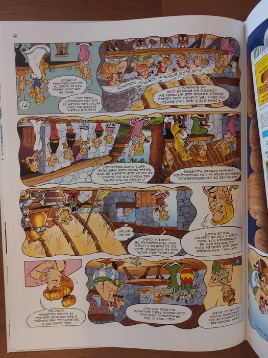 L " O Aniversário de Astérix e Obélix " Livro de Ouro (Como Novo)