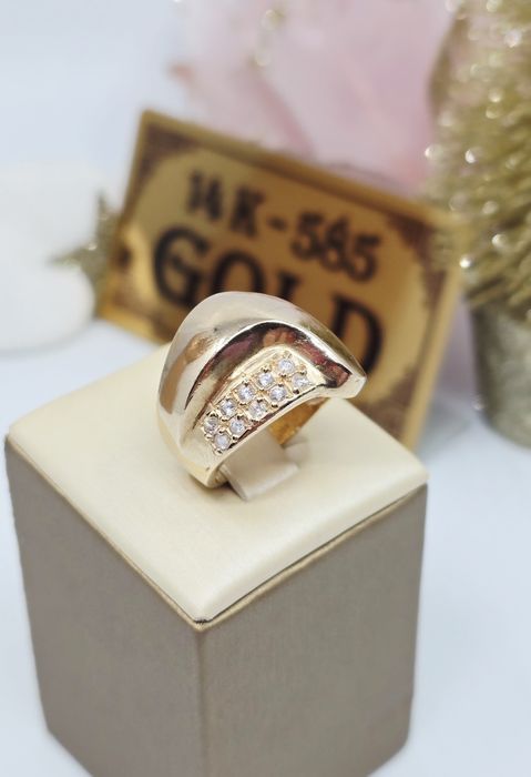 Złoty pierścionek próba 583 Używane